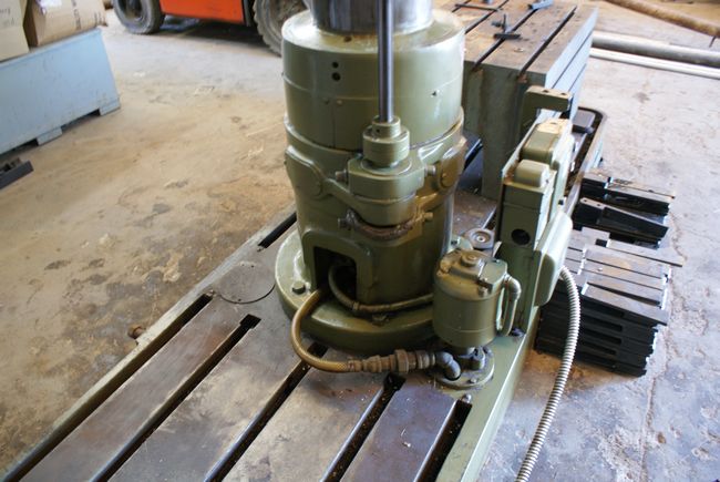 4' x 11 , Carlton, 1400 RPM, 5HP, 3PH, 220V