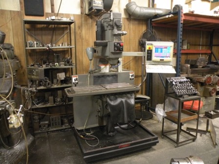 Bridgeport Explorer X-26, DX 3, 3HP, 60-4200 RPM Infinitely Variable, 26 Travel, 50 x 16 table, #30 quick change spindle