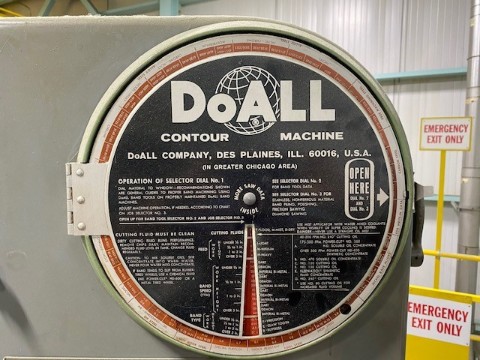 1 x 199 , Do All, 3612 H,30 - 5500 FPM,throat (band to column) 36 ,Max. work height 12 ,26.5 x 33.5 table,45 degree tilt
